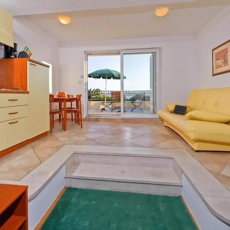 In With A Sea View, Terrace, Air Conditioning, Wifi 201-6